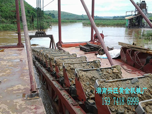 剛果金-采金船-調試現場 剛果金-采金船-調試現場