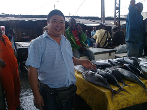 總經(jīng)理于非洲考察 總經(jīng)理于非洲考察