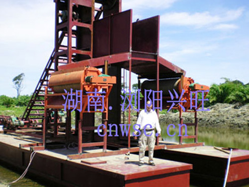 印尼-采鐵沙船安裝現場 印尼-采鐵沙船安裝現場