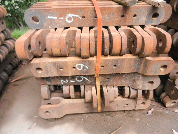 2-淘金船錳鋼鏈板 2-淘金船錳鋼鏈板